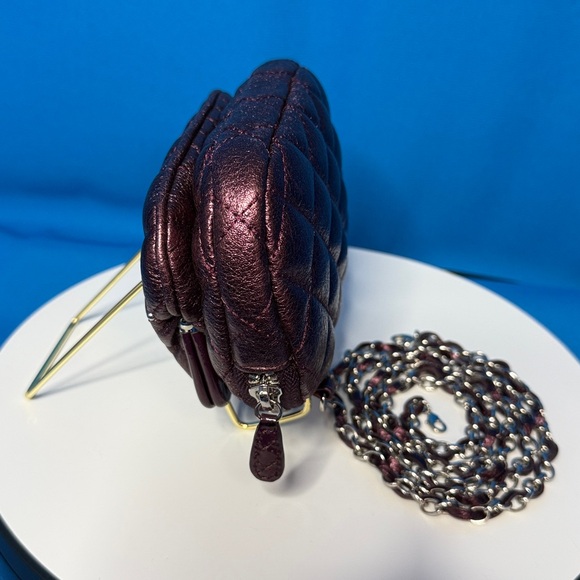 BRIGHTON QUILTED LOGANBERRY CROSSBODY WITH HEARTS KISSLOCK & RHINESTONE SPARKLES - Picture 9 of 16